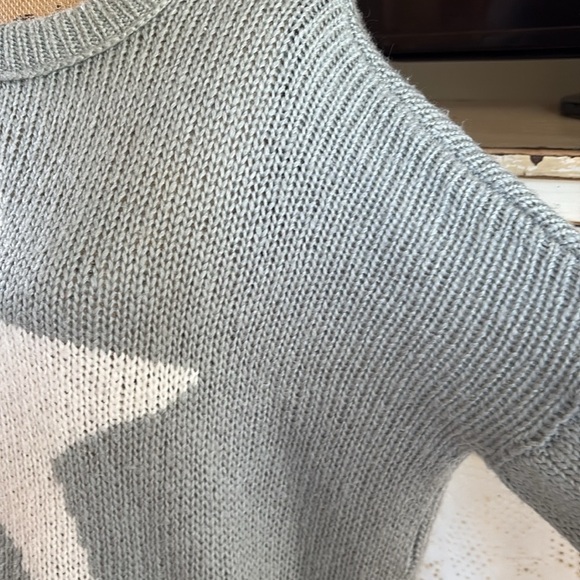 Wooden Ships chunky slouchy crew neck drop shoulder gray sweater with white star - Picture 4 of 16